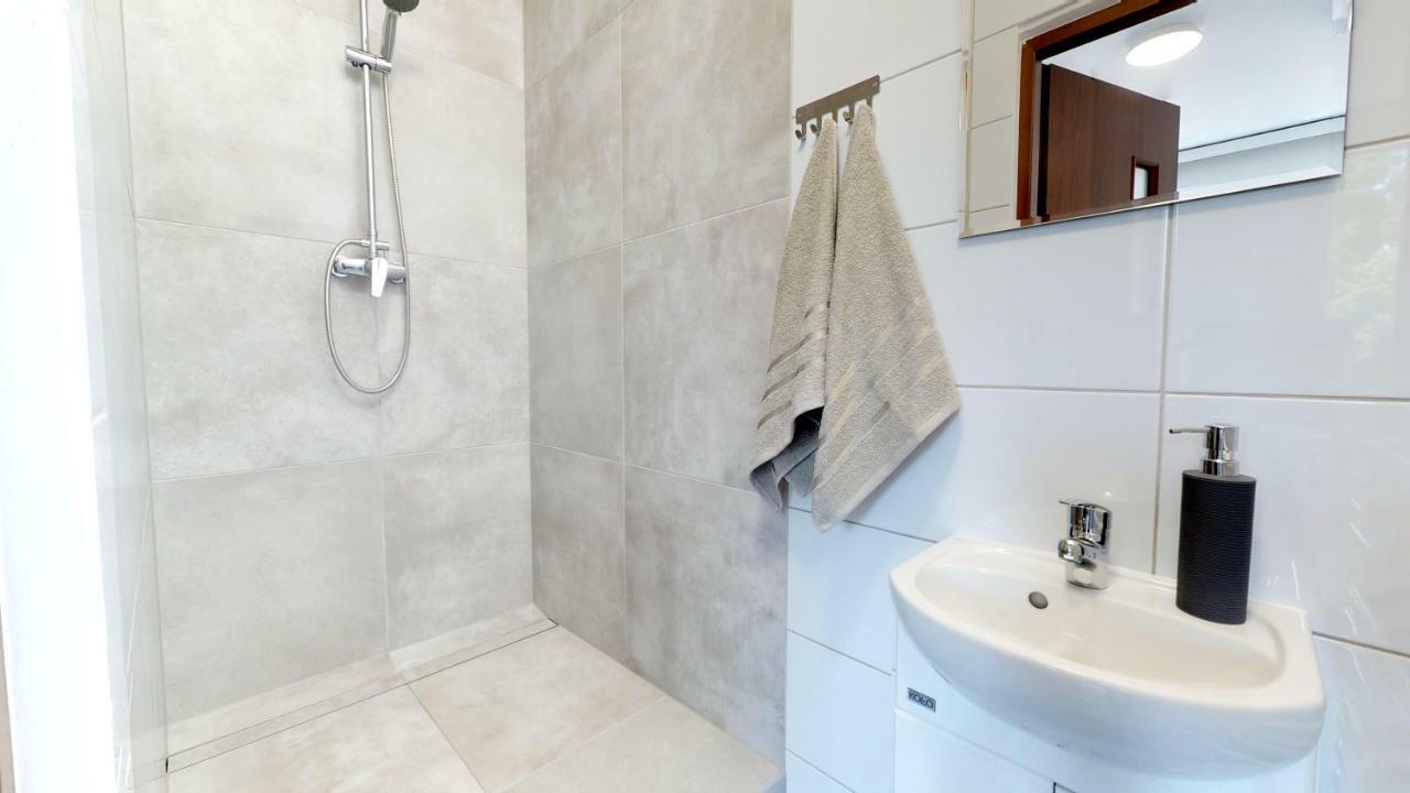 New Whitehouse Rooms Gdańsk Eksteriør billede